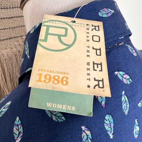 Roper Women's Pearl Snap Up 350 Size Small NWT - Picture 7 of 11